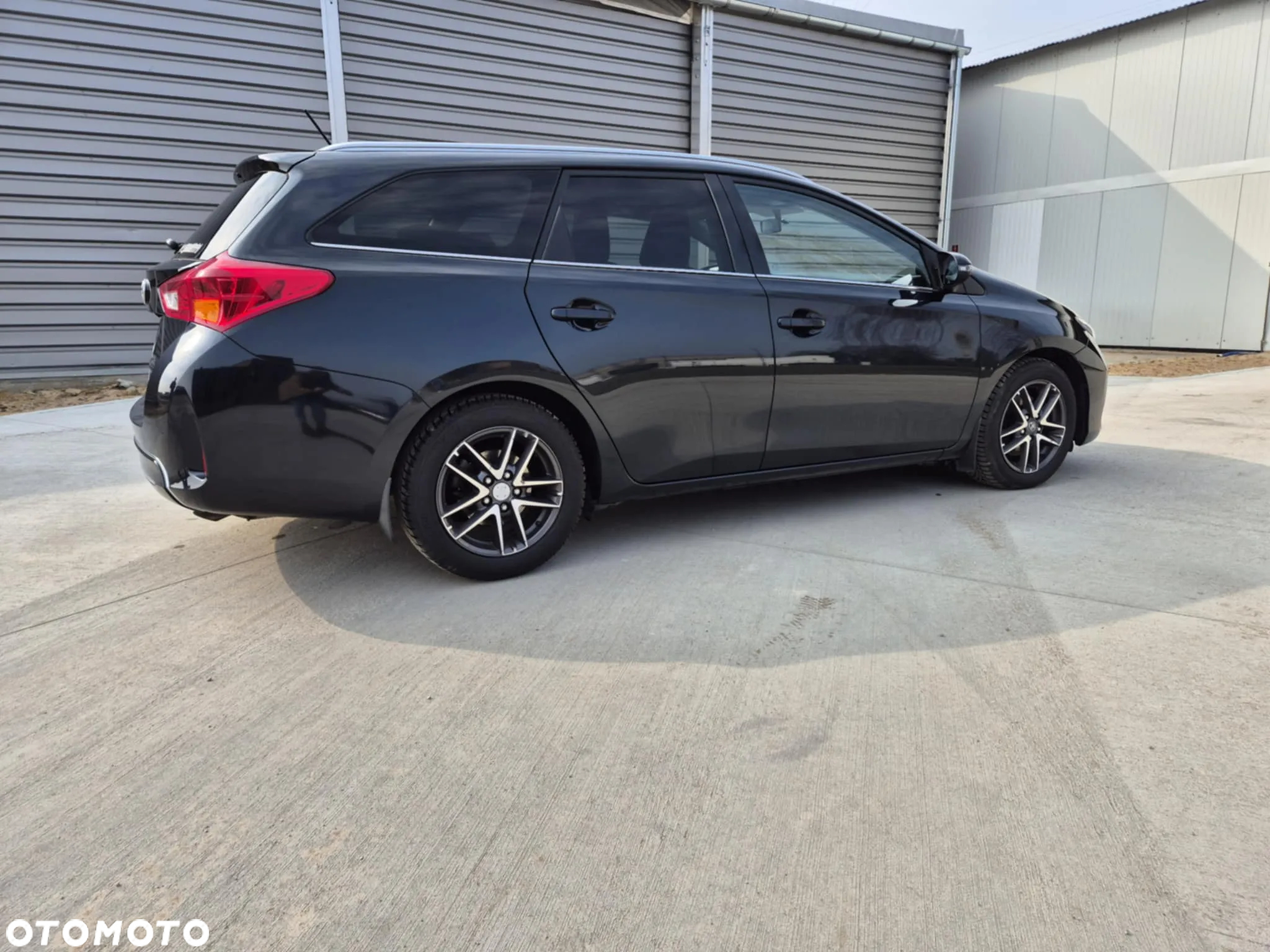 Toyota Auris 2.0 D-4D Premium - 5