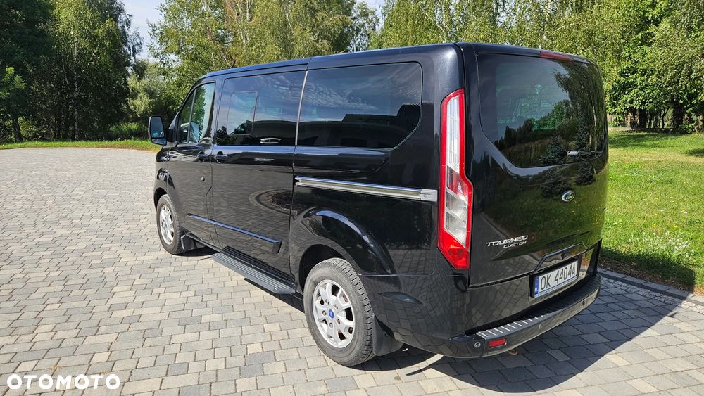 Ford Tourneo Custom - 4