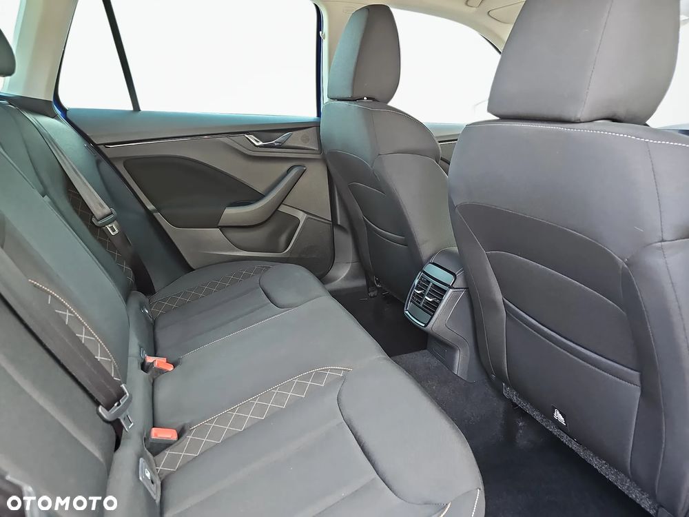Skoda Kamiq 1.5 TSI Ambition DSG - 11
