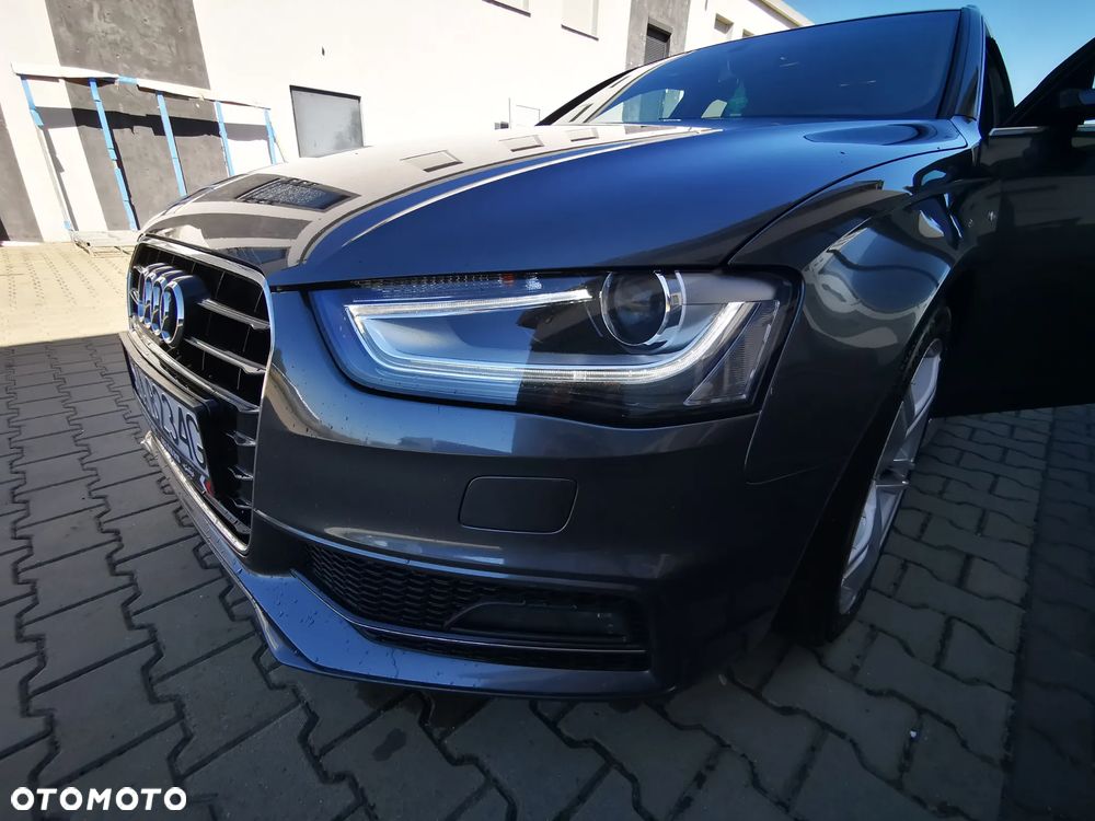 Audi A4 Avant 2.0 TDI DPF clean diesel S line Sportpaket - 9