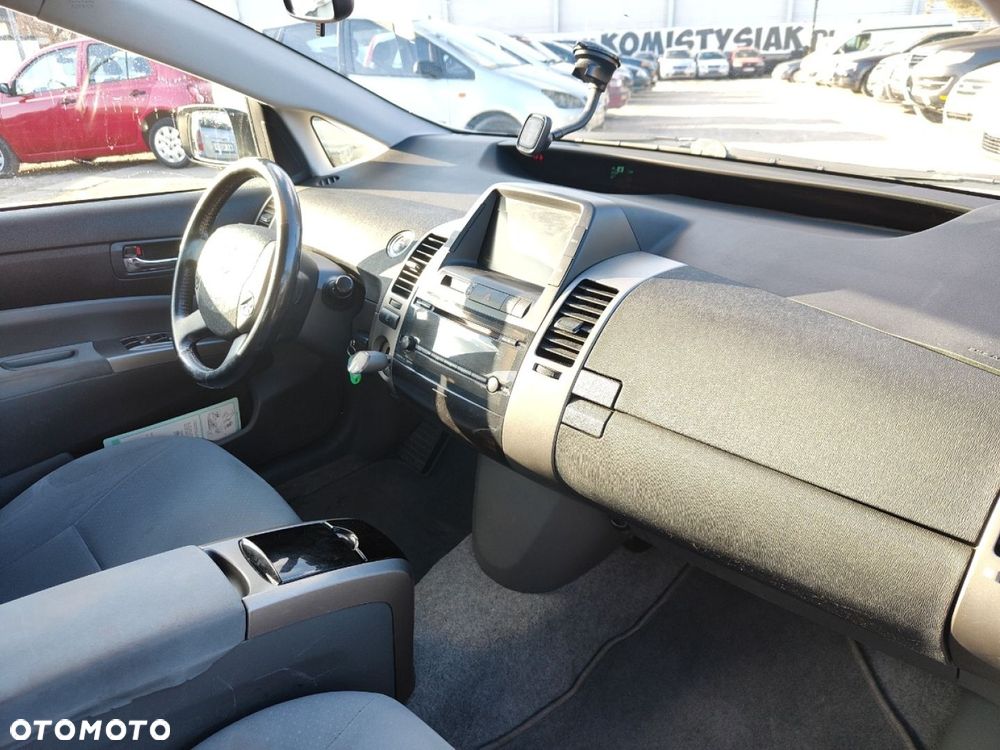 Toyota Prius - 7