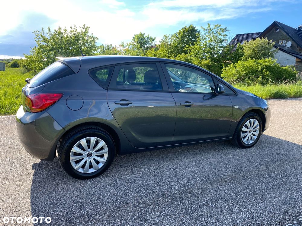 Opel Astra 1.4 Turbo Design Edition - 12