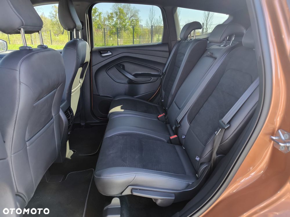 Ford Kuga 2.0 TDCi AWD ST-Line - 10