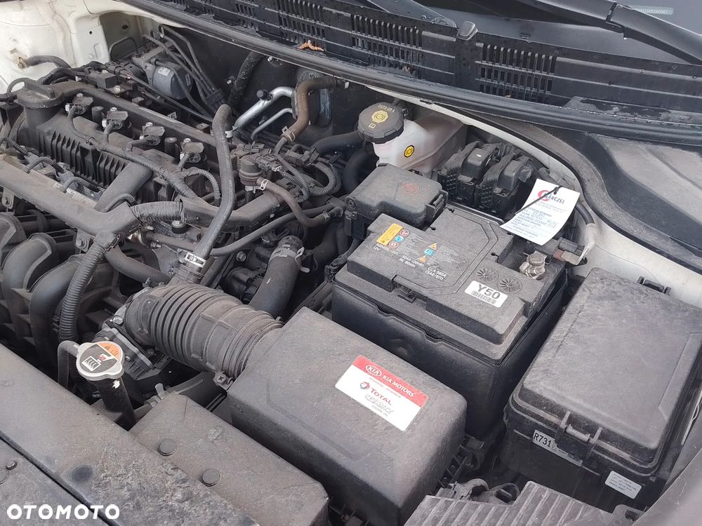 Kia Stonic 1.2 L - 19