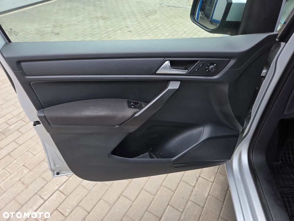 Volkswagen Caddy 1.4 TSI Trendline - 10