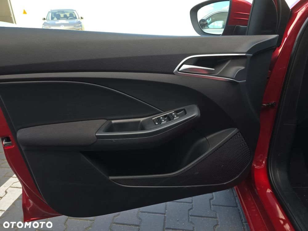 MG MG3 1.5 Excite - 10
