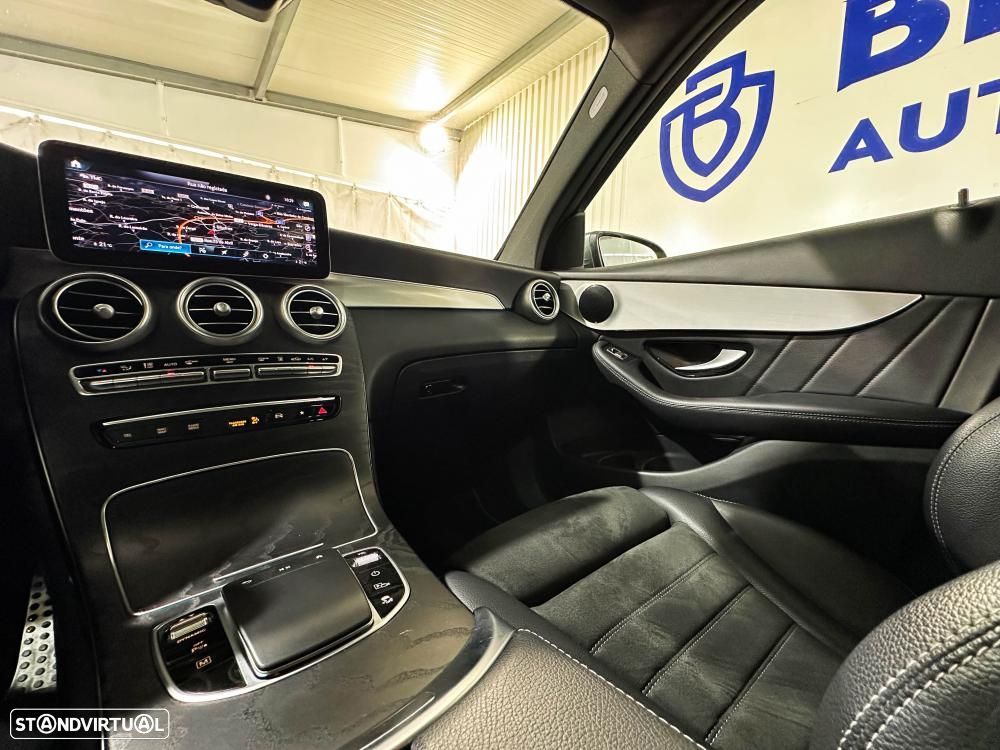 Mercedes-Benz GLC 300 e 4Matic 9G-TRONIC Edition AMG Line - 22