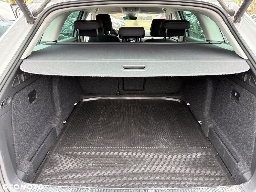 Skoda Superb 2.0 TSI Style DSG - 19
