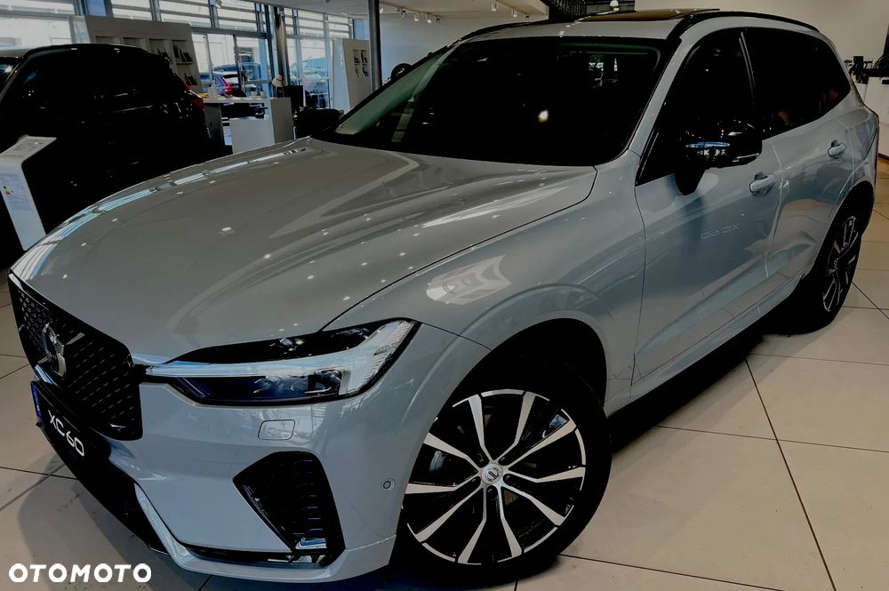 Volvo XC 60 B5 B AWD Plus Dark - 5
