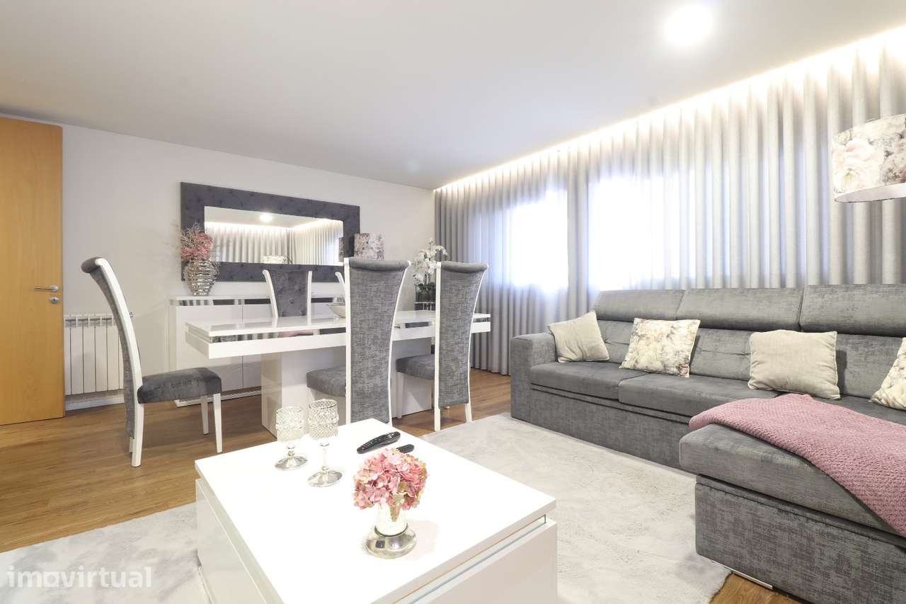 T2 como Novo, Mobilado, c/ Garagem, junto ao centro de Esposende - Con