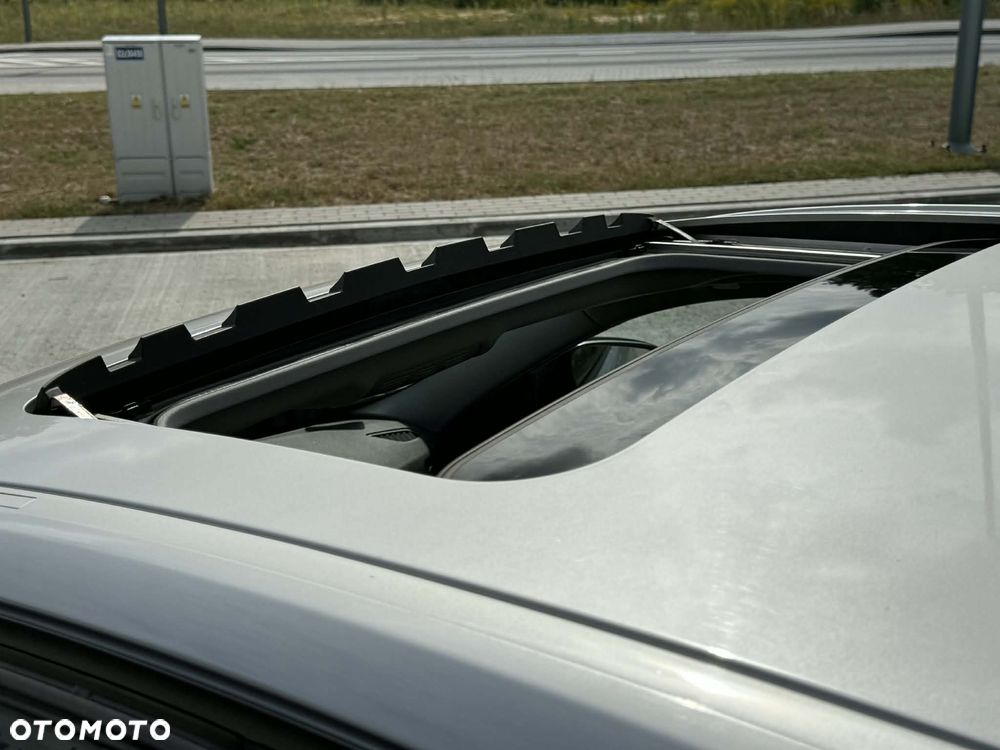 BMW Seria 3 328i xDrive - 15