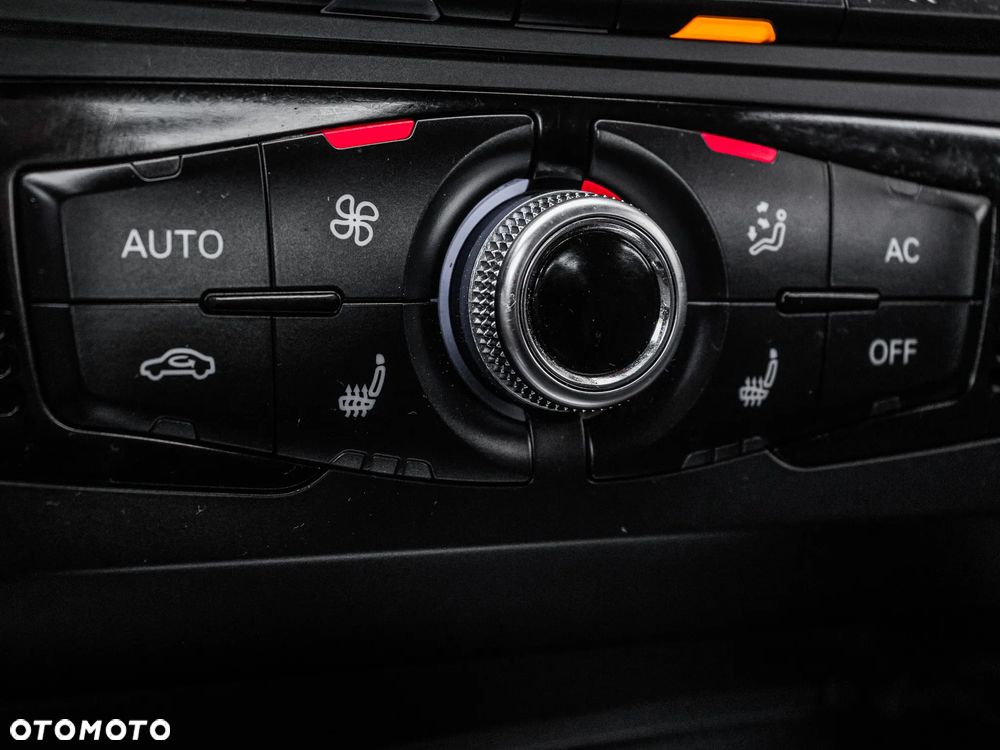 Audi A4 Limousine 2.0 TDI 112g DPF Ambiente - 28