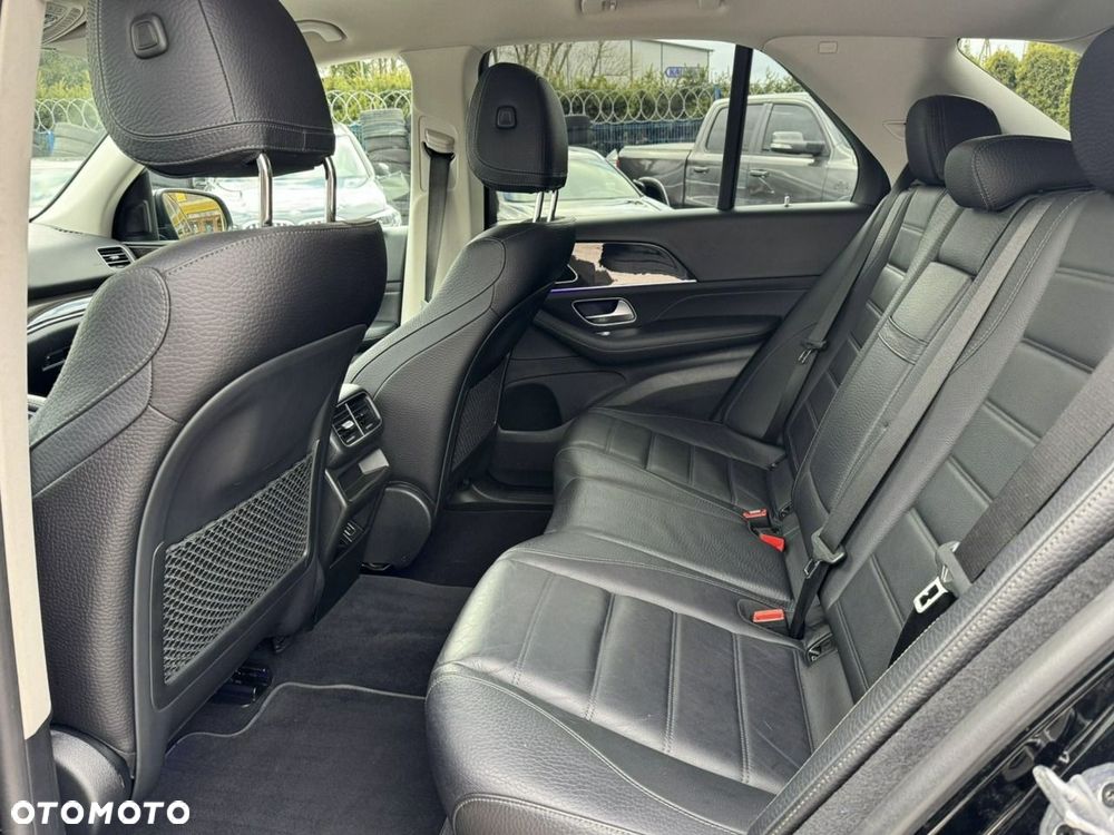 Mercedes-Benz GLE 300 d 4Matic 9G-TRONIC AMG Line - 10