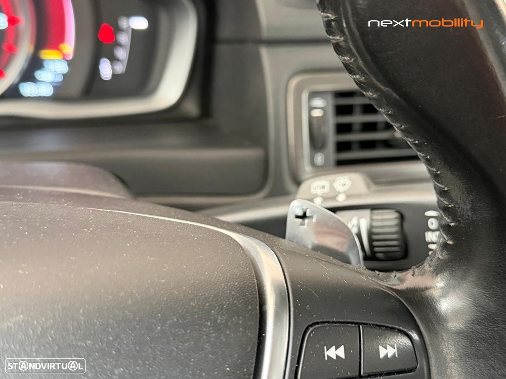 Volvo XC 70 2.0 D4 Summum Geartronic - 21