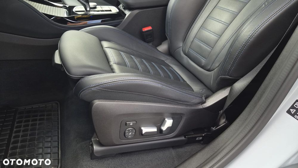 BMW X4 xM40i - 26