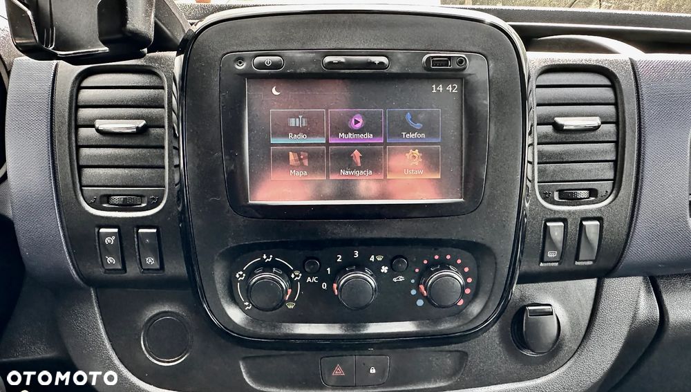 Opel VIVARO L2H1 / - 22