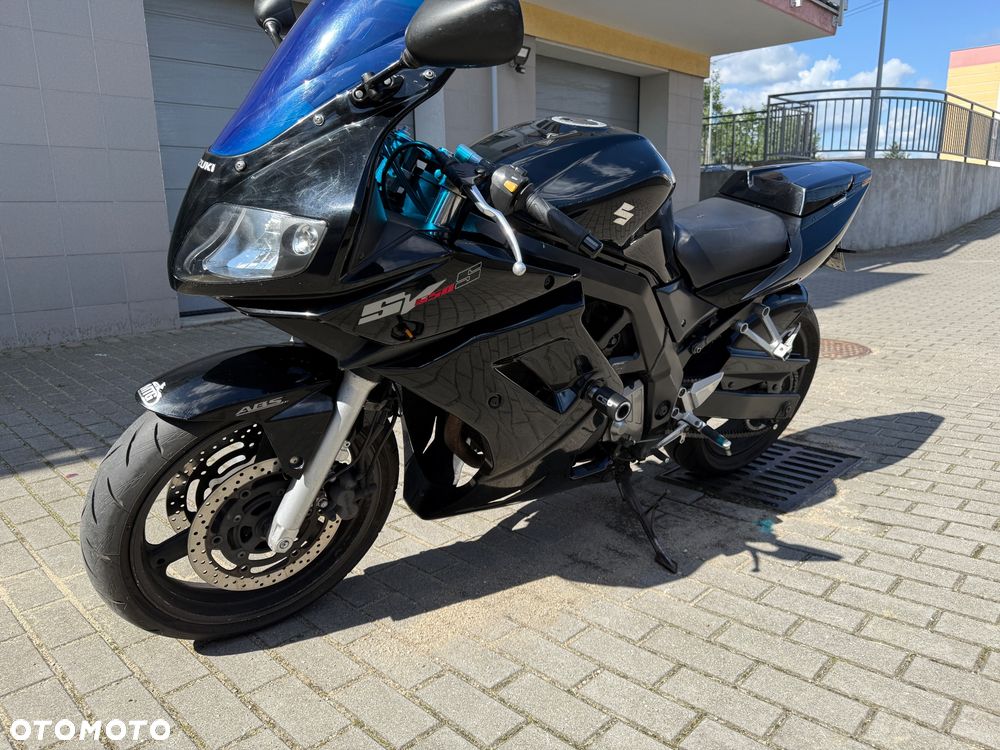 Suzuki SV - 4