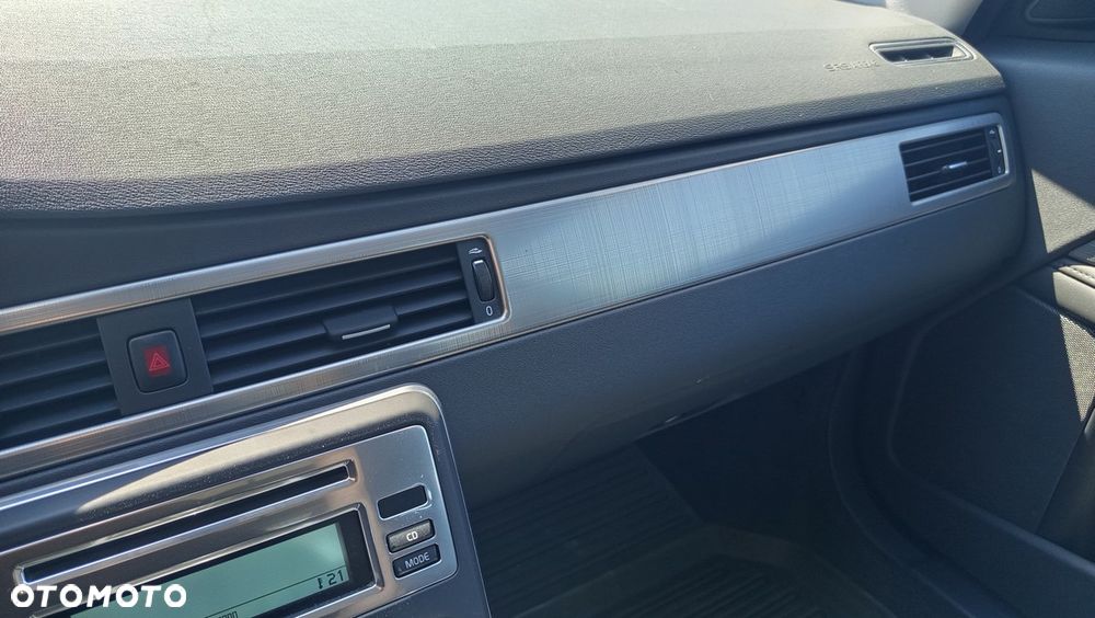 Volvo V70 2.0 - 21