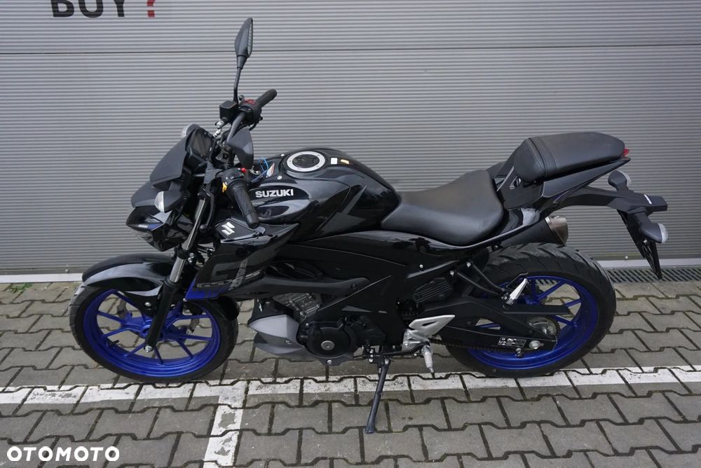 Suzuki GSX - 15