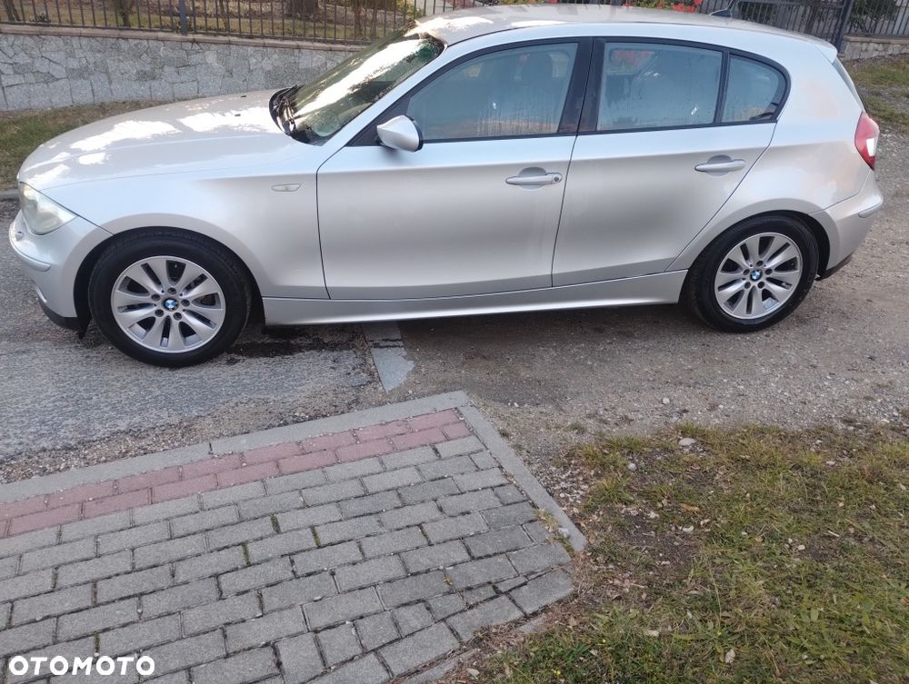 BMW Seria 1 - 12