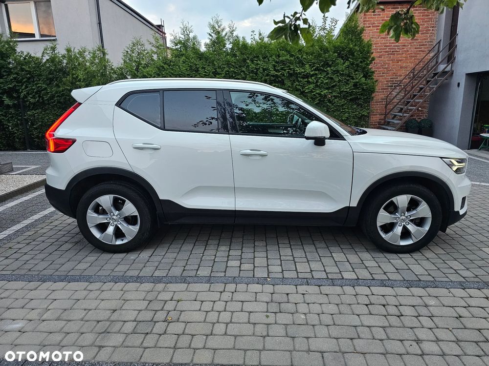 Volvo XC 40 - 3