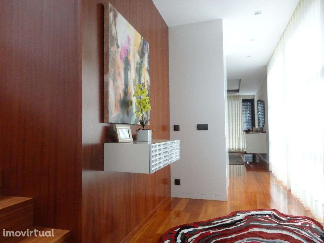 Excelente moradia T4 com piscina, mobilada e equipada. - Grande imagem: 5/28