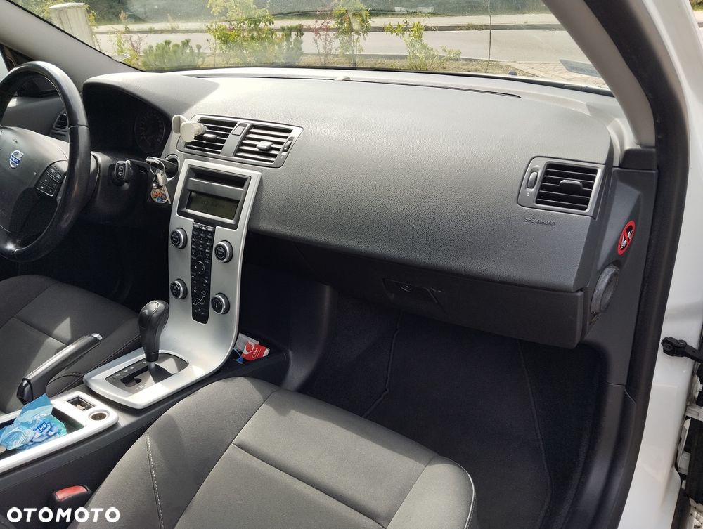Volvo V50 - 8