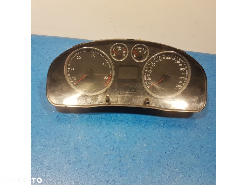 LICZNIK 3B0920829A VW PASSAT B5 FL - 1