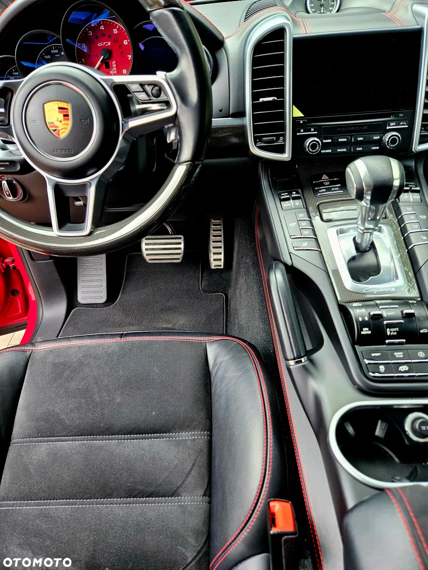 Porsche Cayenne GTS - 31