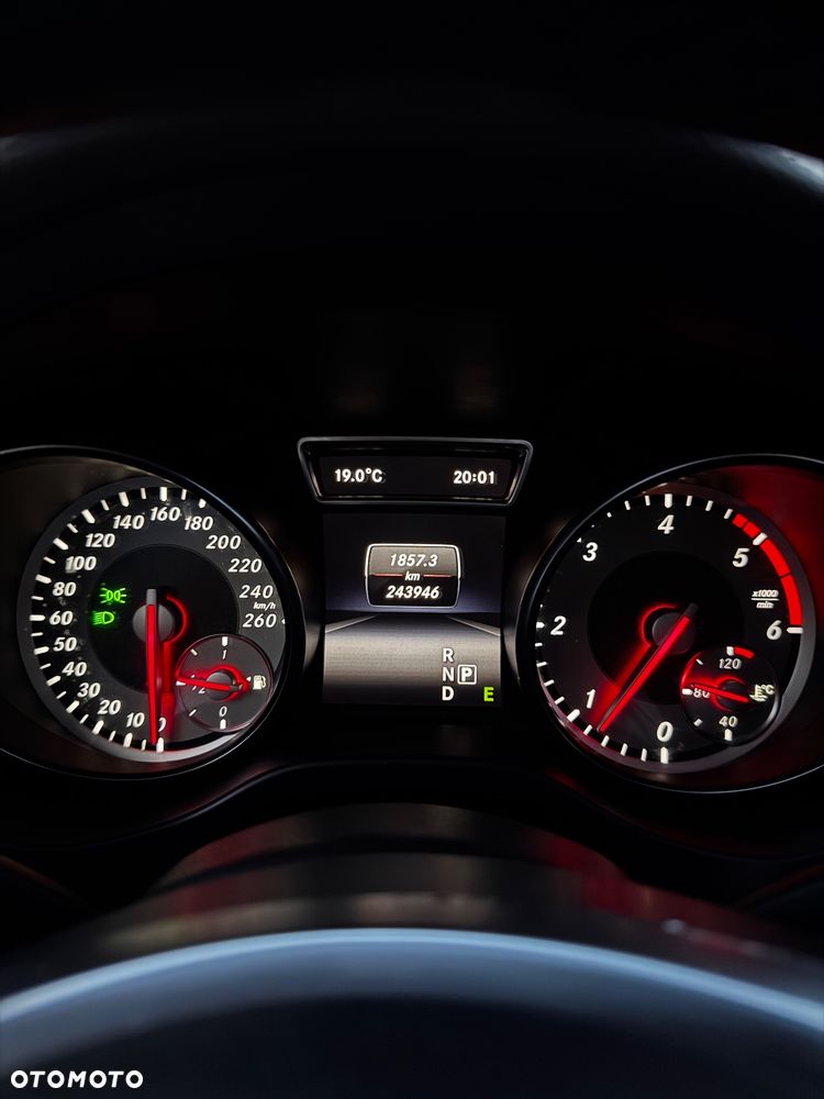 Mercedes-Benz CLA - 29