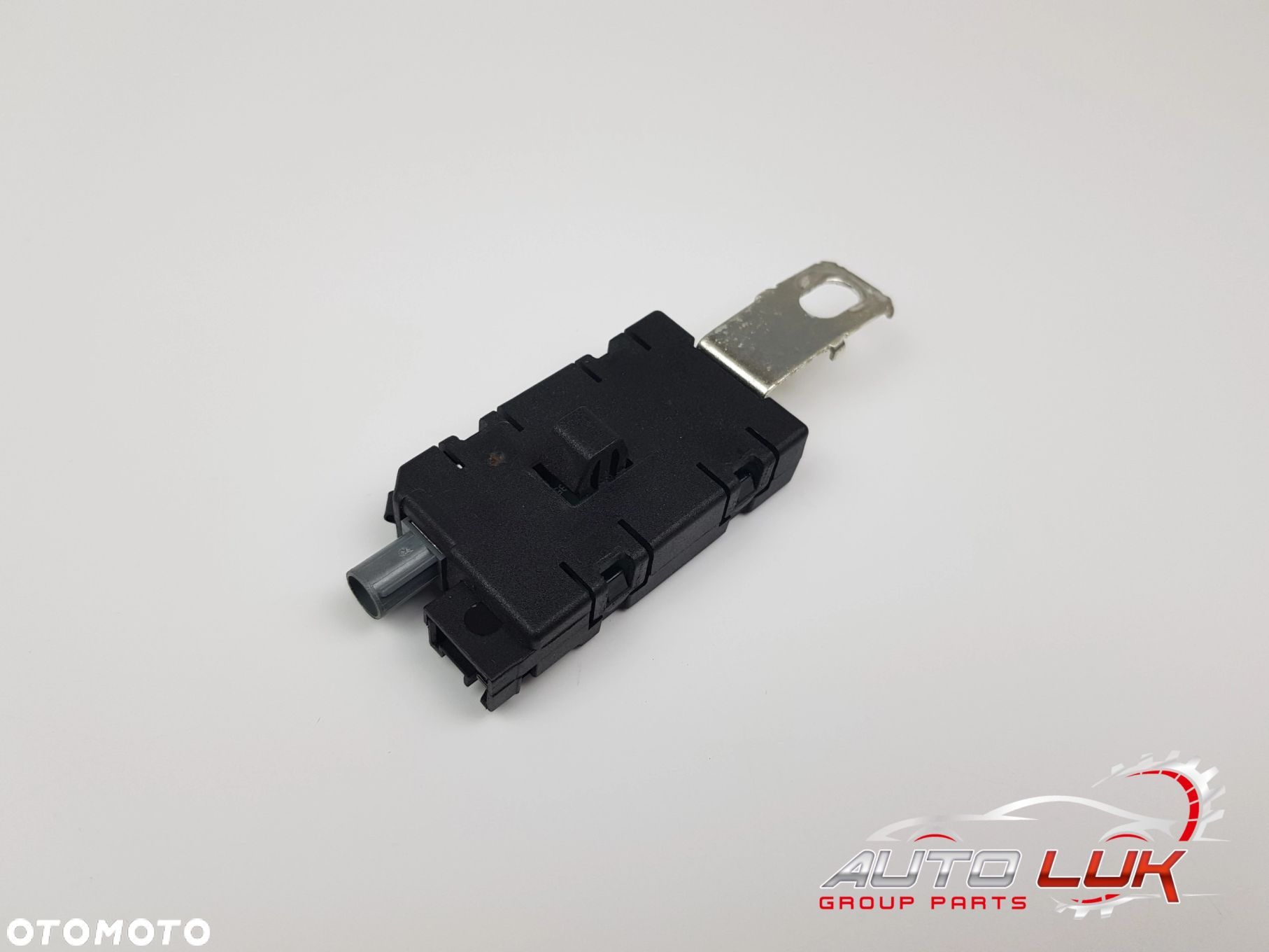 Moduł Wzmacniacz anteny Peugeot 508 SW 9666101880 - 1