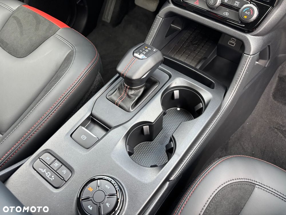 Ford Ranger Raptor - 12