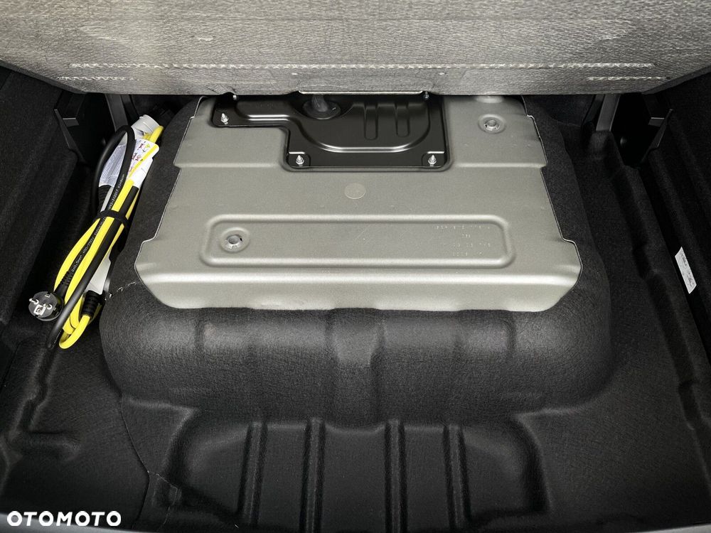Volkswagen Tiguan - 18