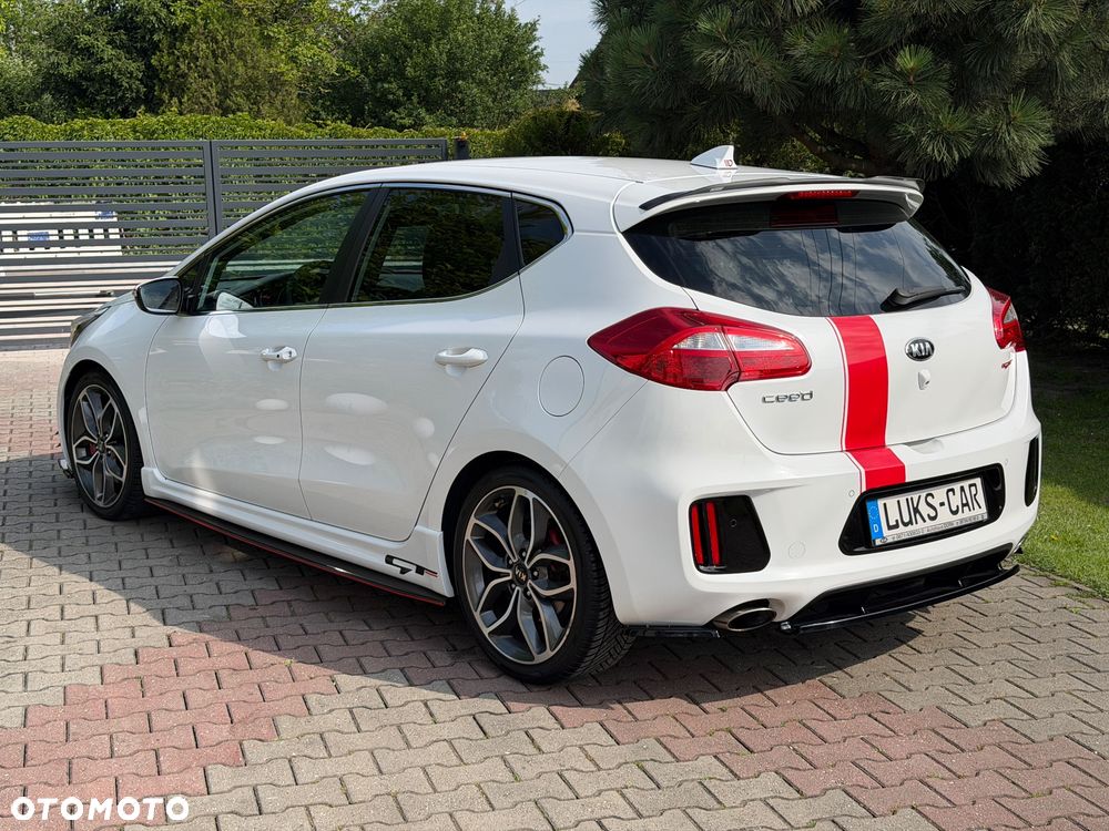 Kia Ceed 1.6 T-GDI GT XL - 36