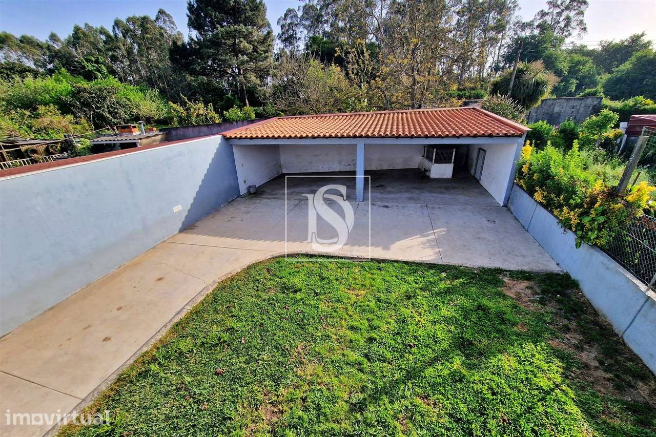 Moradia T3 térrea com espaço exterior em Fajozes - Grande imagem: 2/31