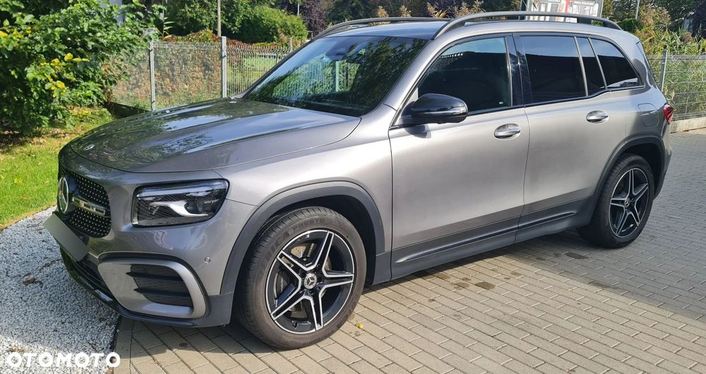 Mercedes-Benz GLB 220 d 4-Matic 8G-DCT - 9