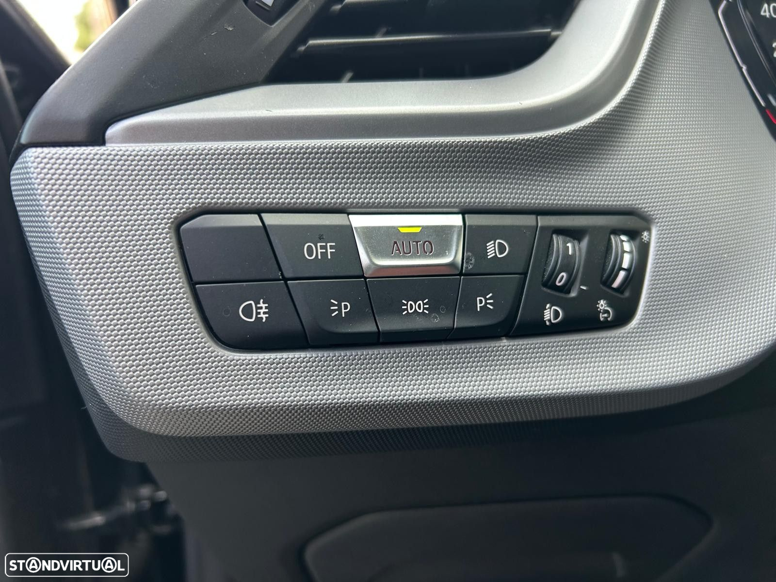 BMW 116 d Advantage Auto - 35