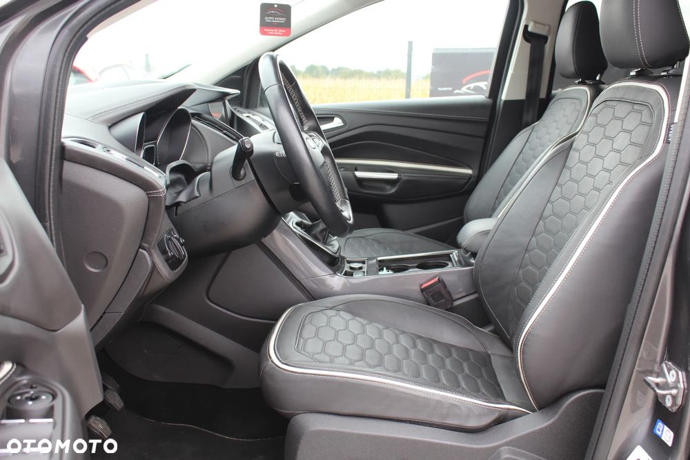 Ford Kuga 1.5 EcoBoost 2x4 Vignale - 19