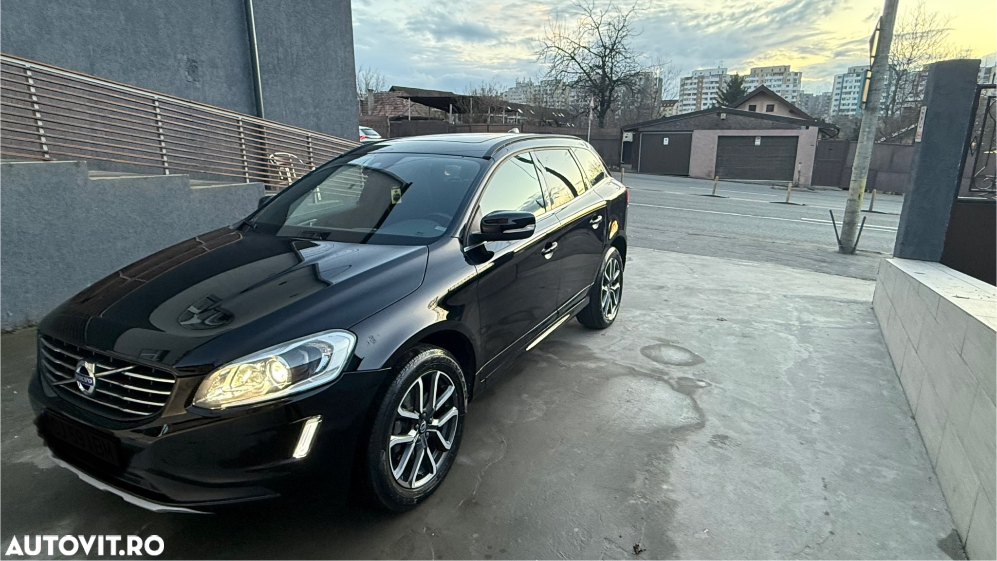 Volvo XC 60 D4 Geartronic Summum - 10