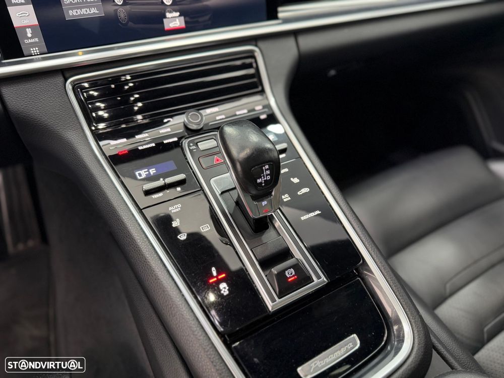 Porsche Panamera 4 E-Hybrid Executive - 18