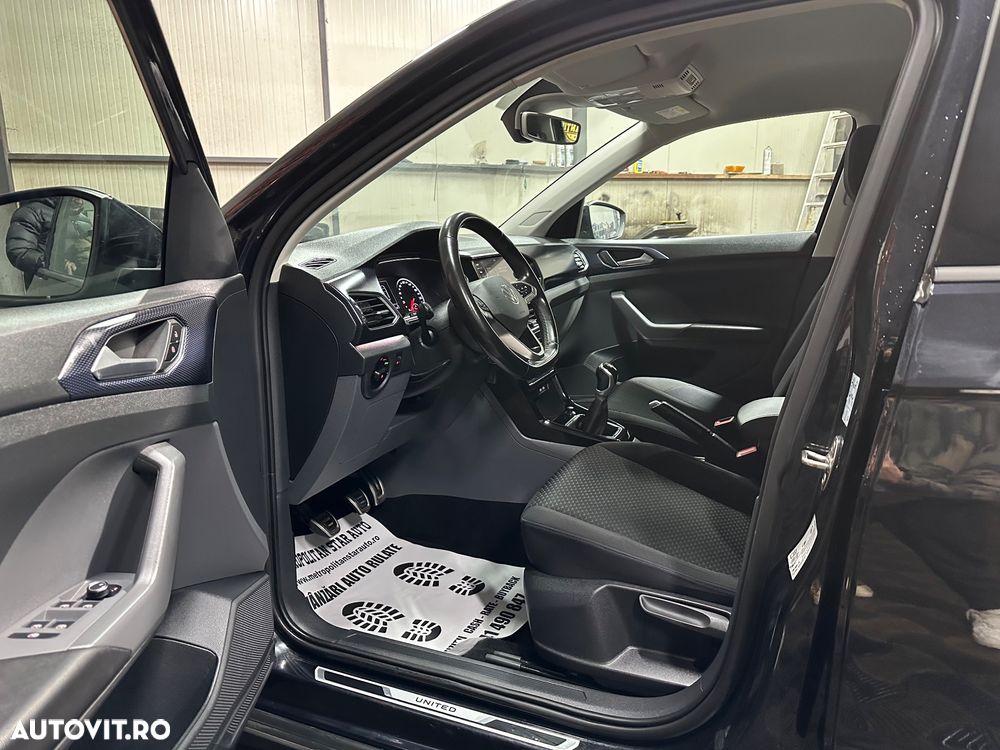 Volkswagen T-Cross - 10