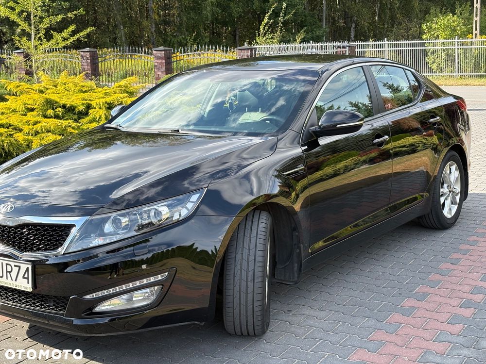 Kia Optima 2.0 L - 1