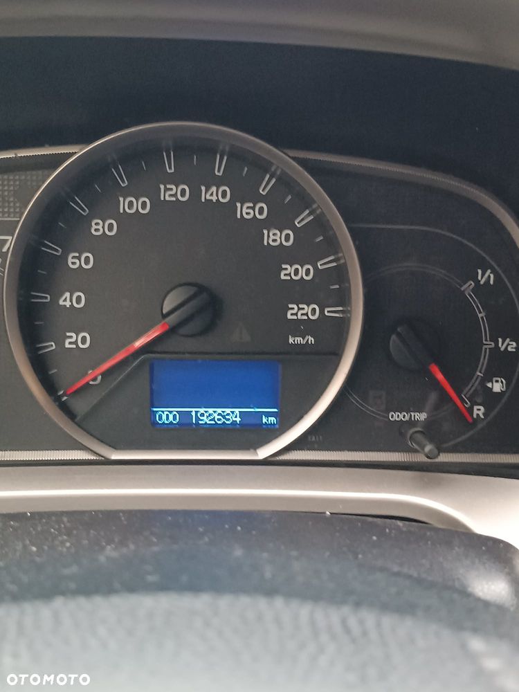 Toyota RAV4 2.0 D-4D Active 4x2 - 6