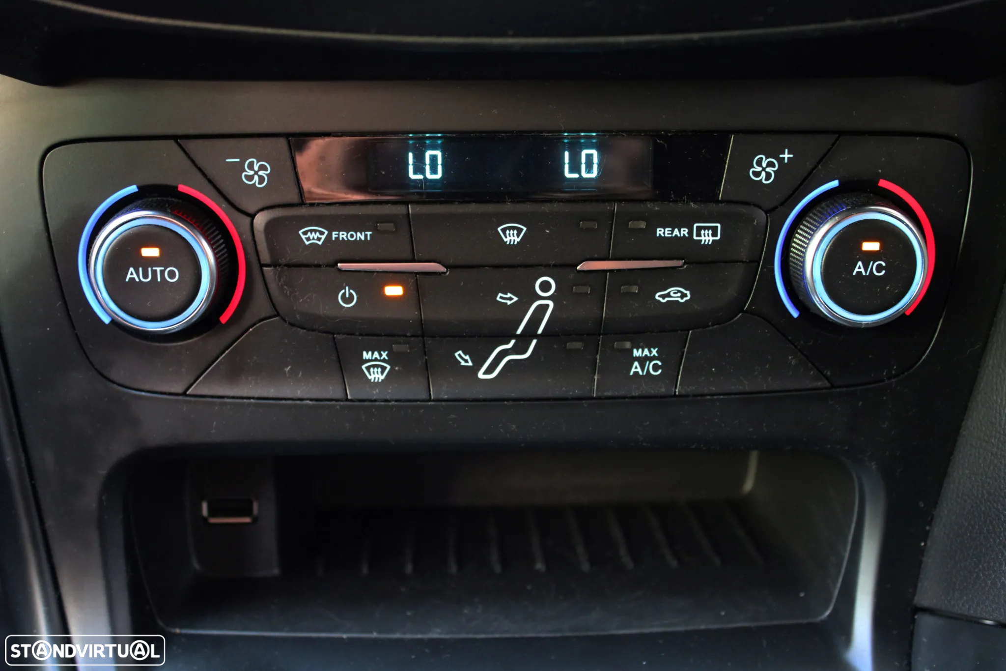 Ford Focus 2.3 EcoBoost RS - 44
