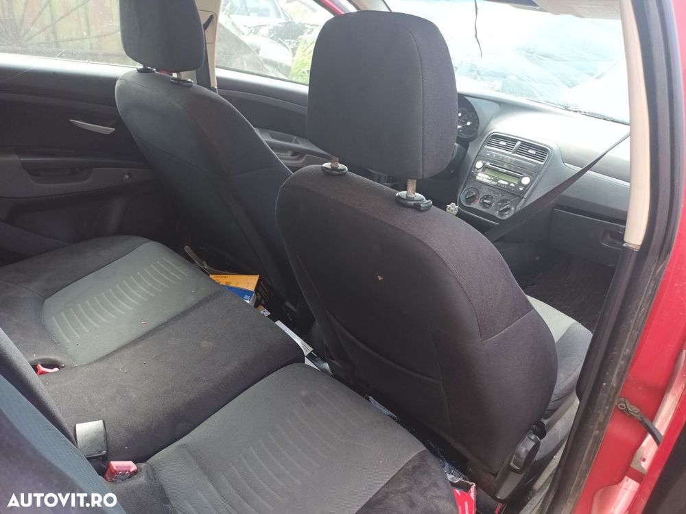 Dezmembrari  Fiat GRANDE PUNTO (199)  2005  > 0000 1.4 Benzina - 7