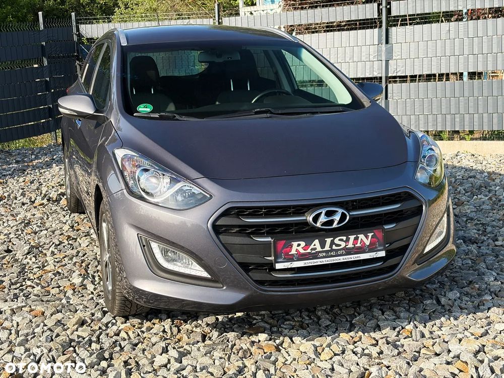 Hyundai i30 blue 1.6 CRDi DCT Passion - 15