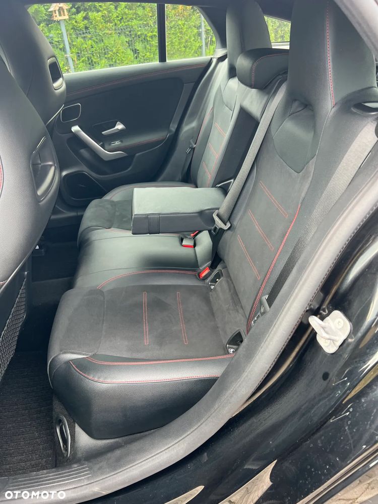Mercedes-Benz CLA 200 d AMG Line 8G-DCT - 15