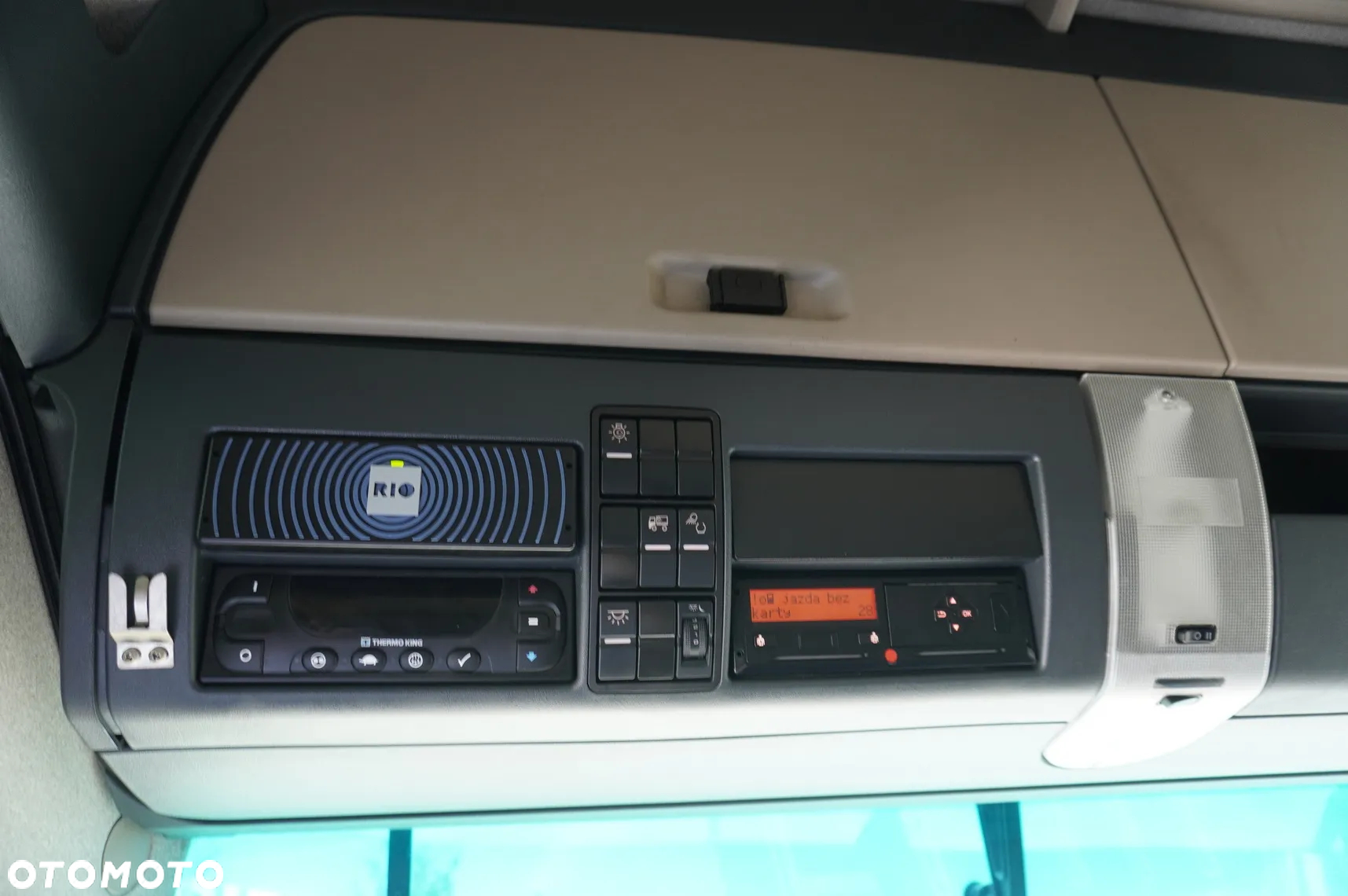 MAN TGX 26.500 E6 XXL / Schmitz 19 palet / Thermoking / oś skrętna - 16