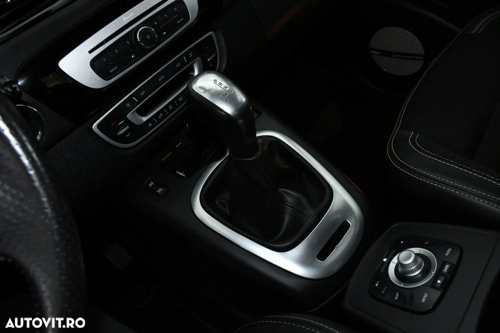 Renault Grand Scenic dCi 110 EDC Bose Edition - 8