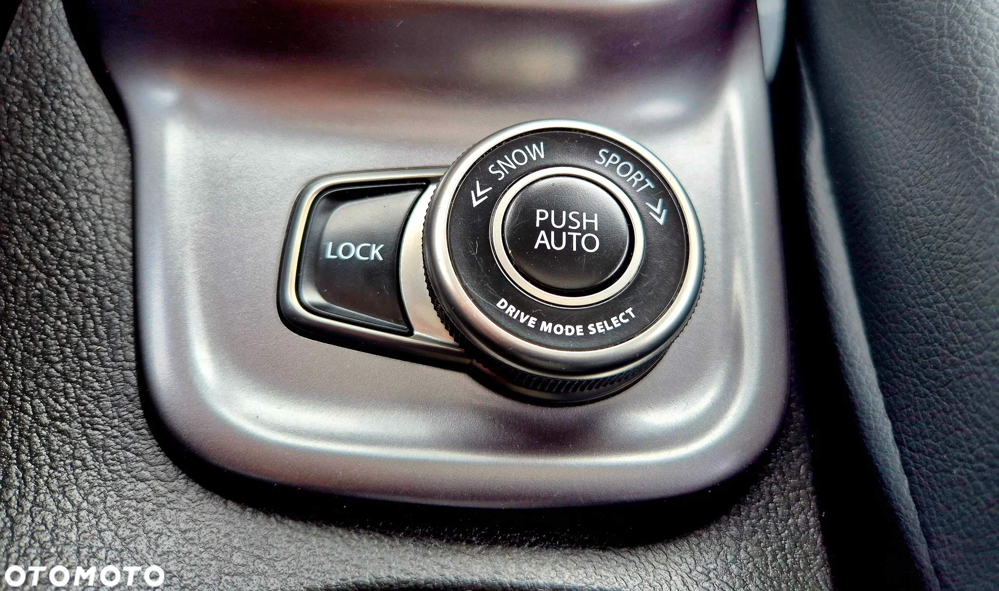Suzuki Vitara 1.4 Boosterjet Hybrid Allgrip Comfort+ "SHINKAI" - 30